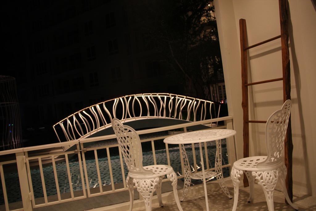 Summer Hua Hin By Sirirat Bilik gambar